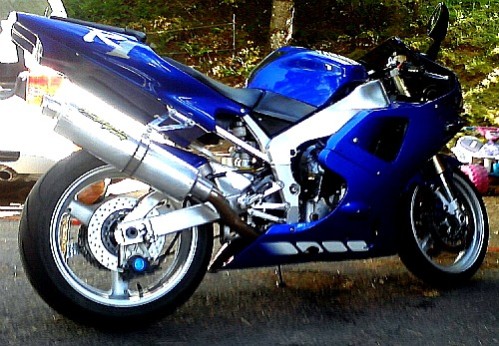 Yamaha R1